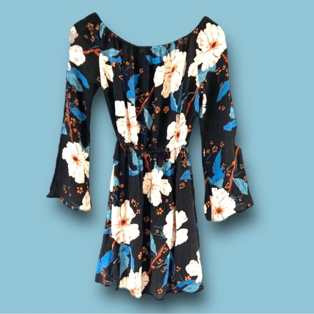 BILLABONG On or Off Shoulder Scoop neck black & blue floral bell sleeve dress SP